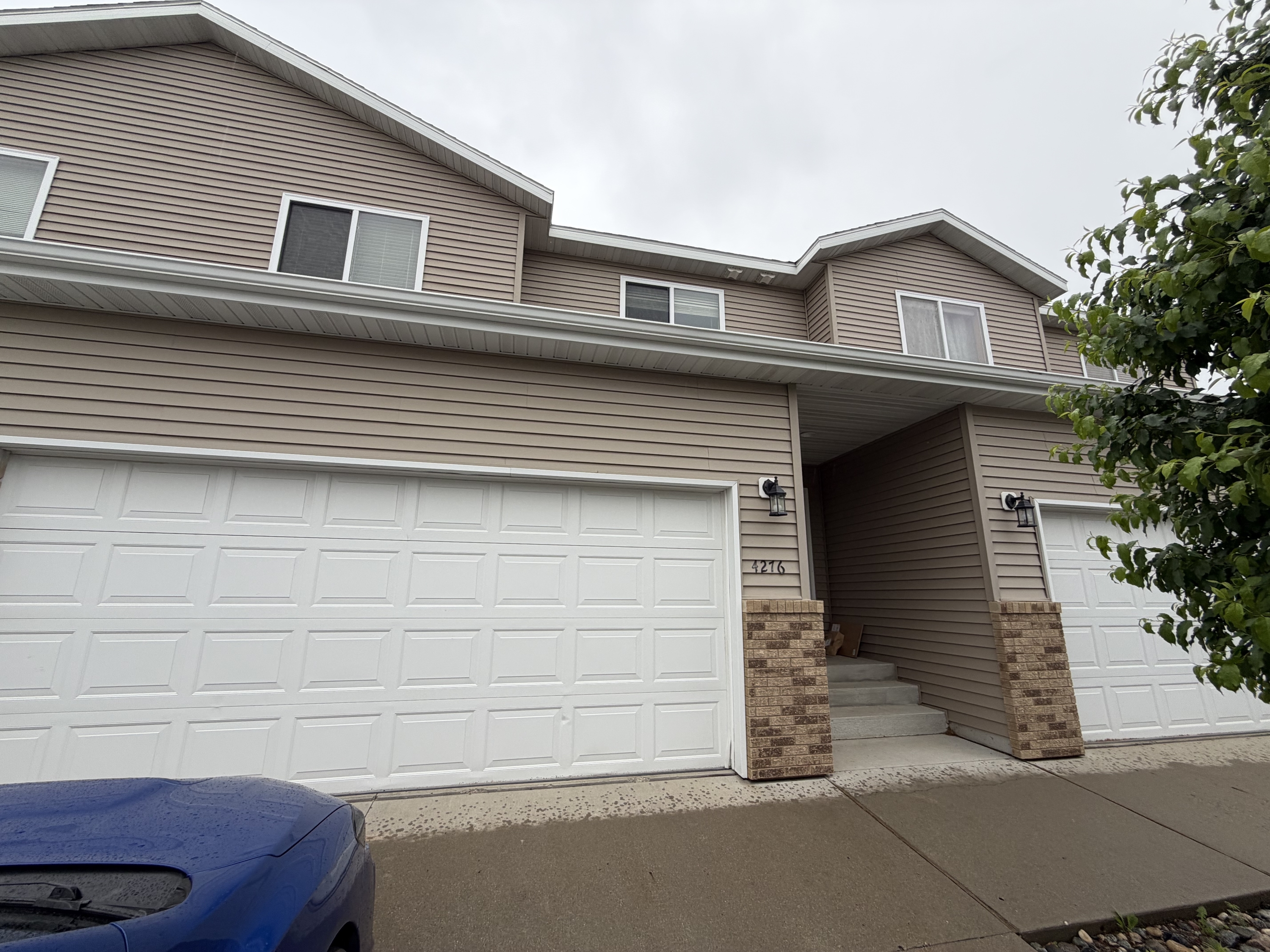 4276 Estate Drive South